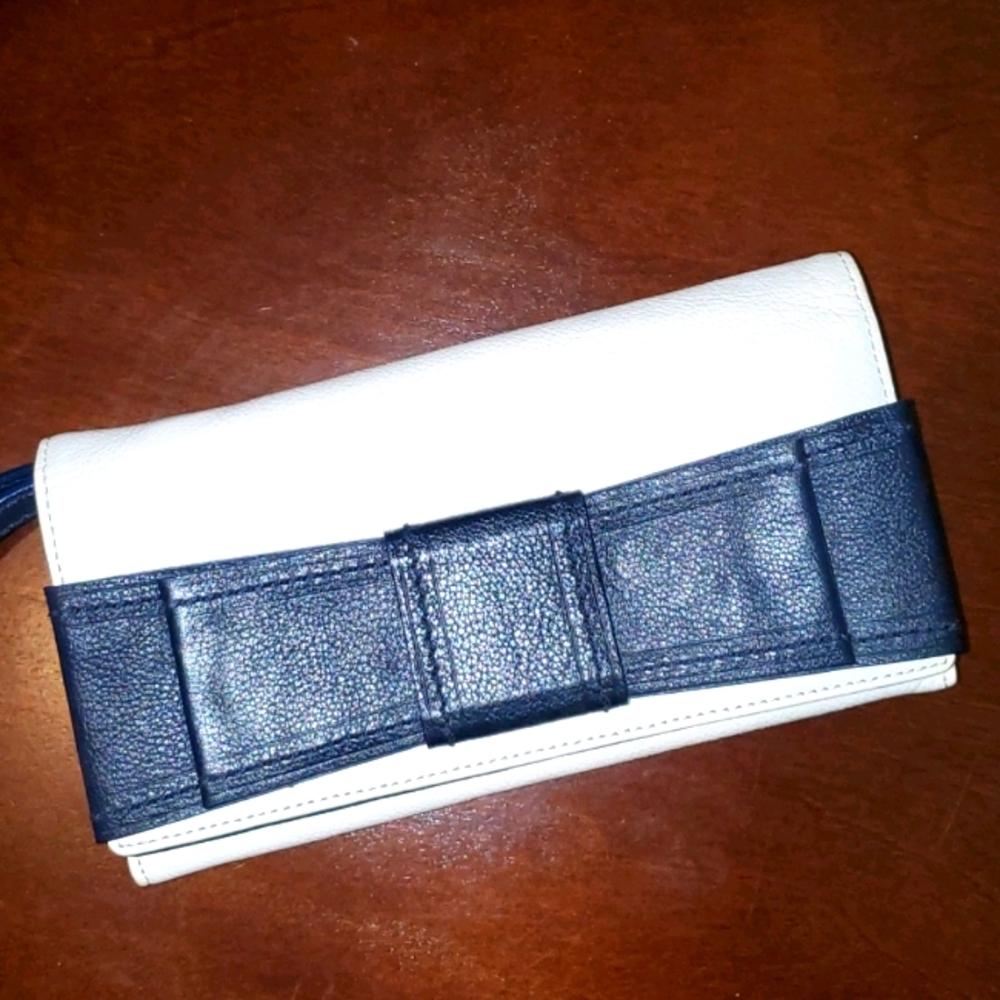 Kate Spade Wristlet